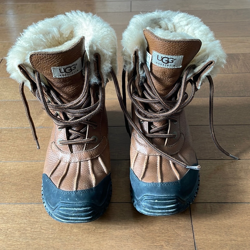 UGG ADIRONDACK III BOOT - WOMEN'S